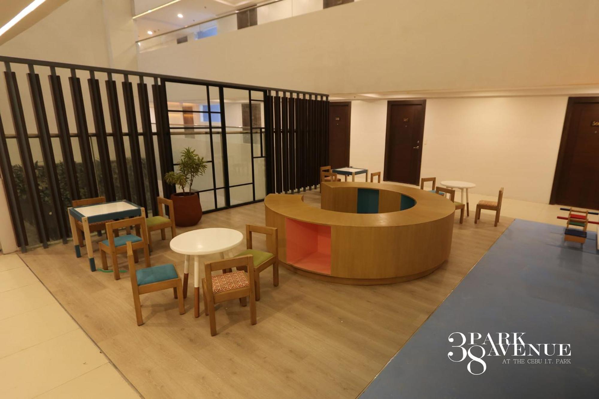 38 Park Avenue Condominium Cebu It Park - Unit Freyja エクステリア 写真